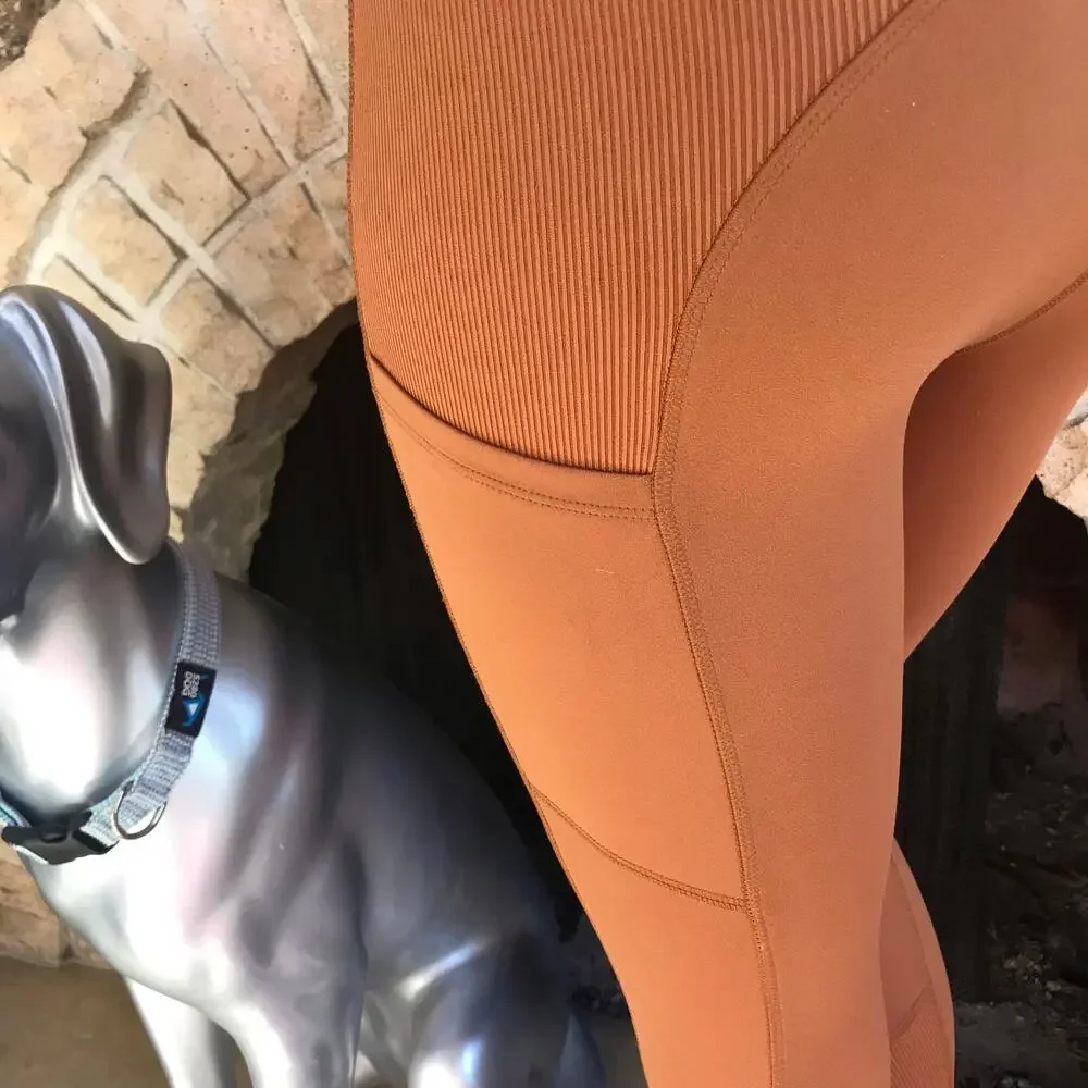 All in Motion Burnt Orange Soft Leggings with Side Pockets Women’s Size M - Picture 4 of 9